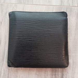 Louis Vuitton Black Epi  Bifold Wallet Men’s